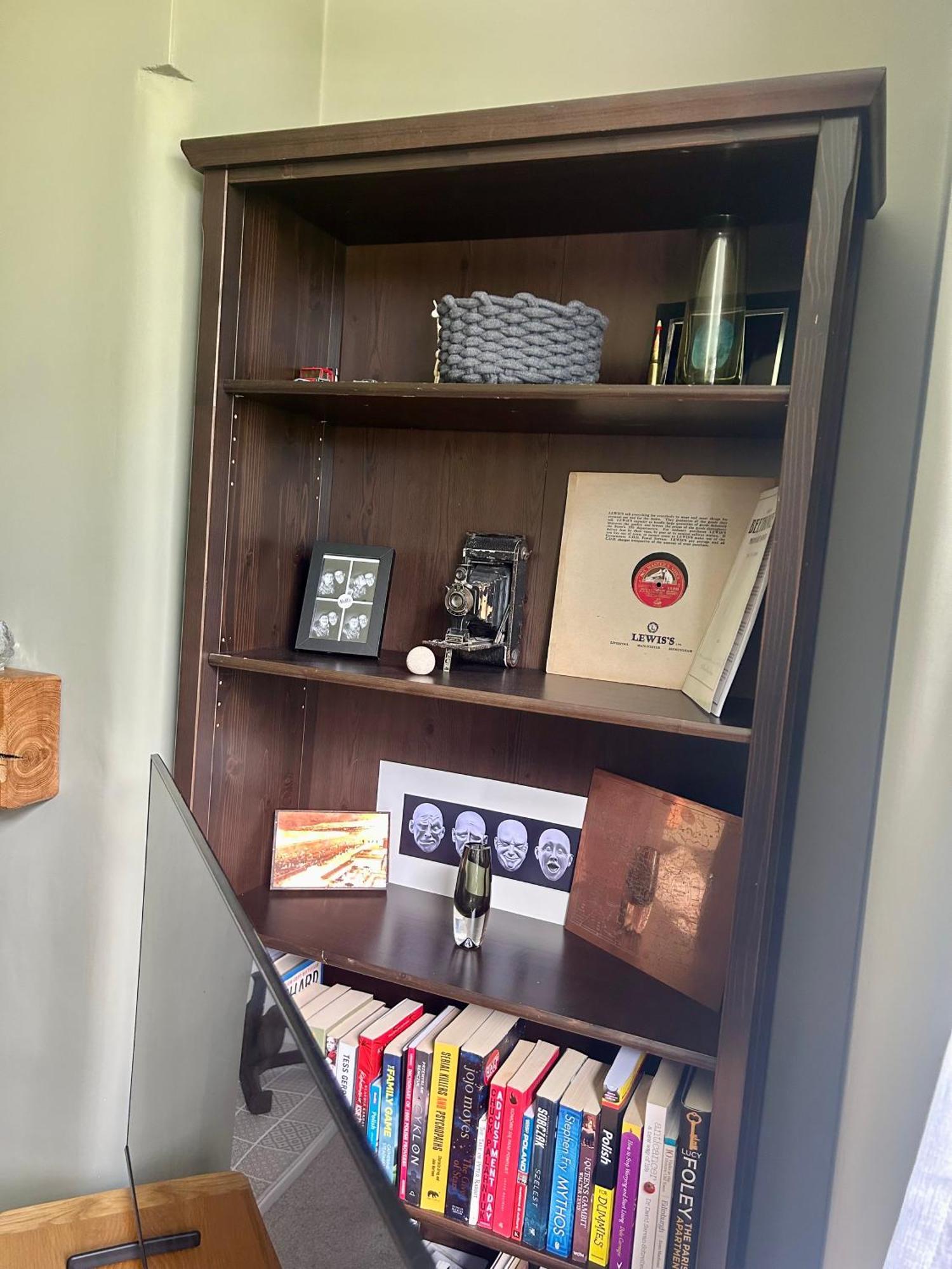 Hazel Grove Lovely, Large Double Bedroom With Park View In Home מראה חיצוני תמונה